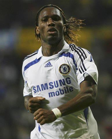 Jiuyou Sports-德罗巴重返赛场，出色防守首场状态出色，快船观众沸腾！(德拉克洛瓦自由引导人民)